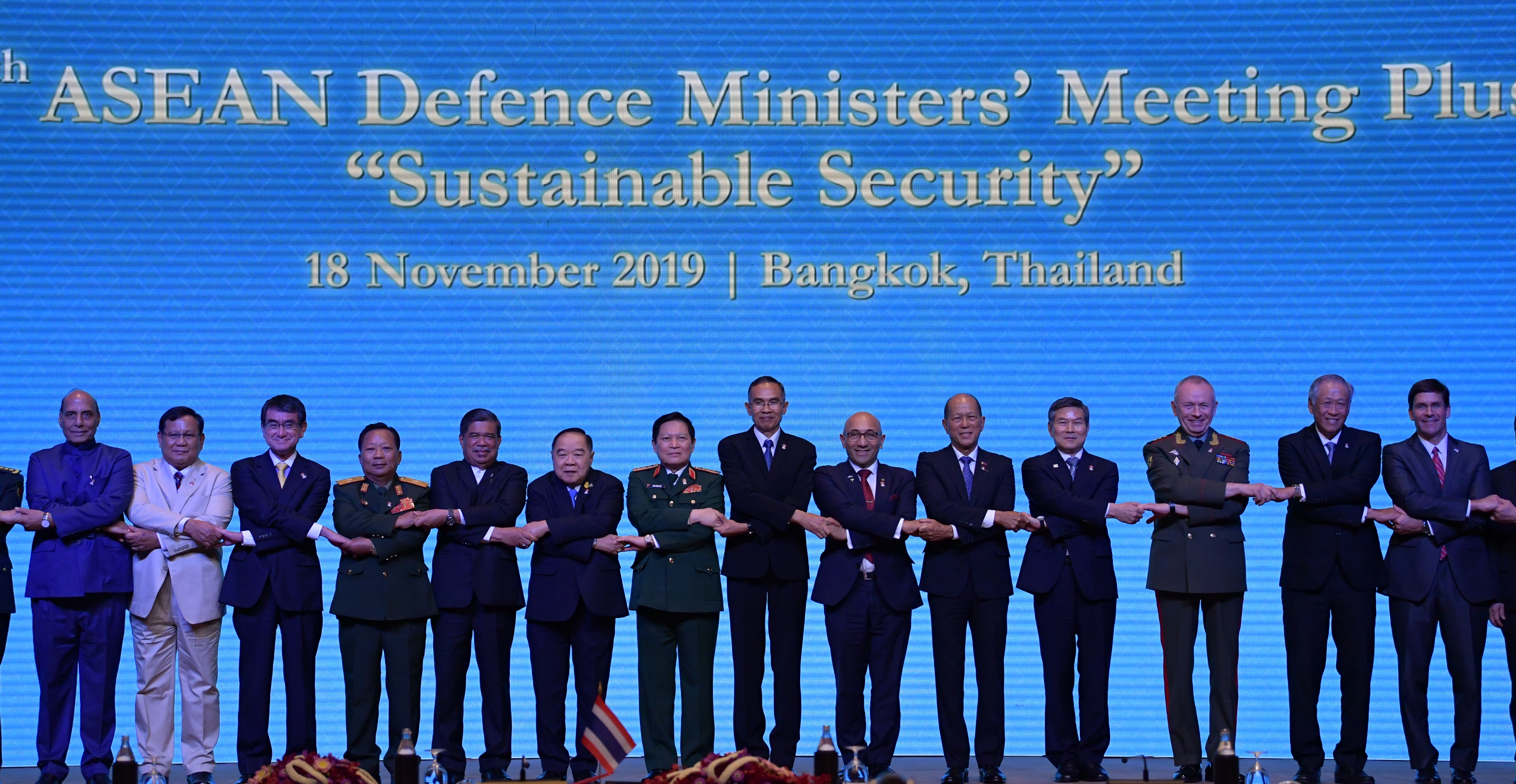 Bài 2: Quyết định “nối dài cánh tay” của ASEAN